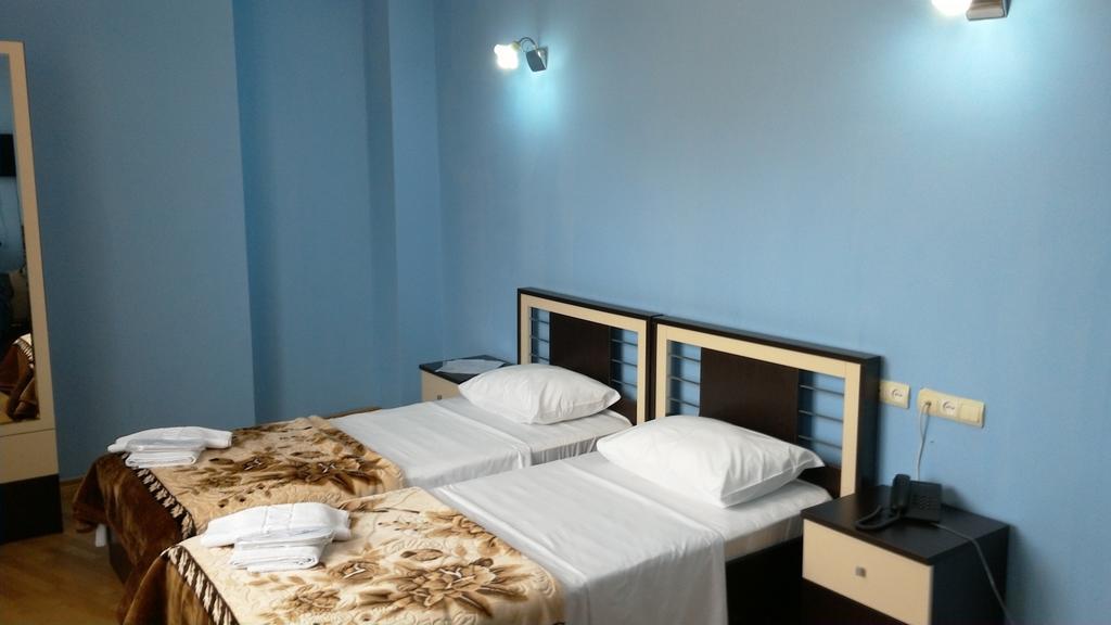 Europa+T Hotel Tbilisi Eksteriør billede