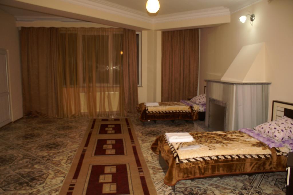 Europa+T Hotel Tbilisi Eksteriør billede